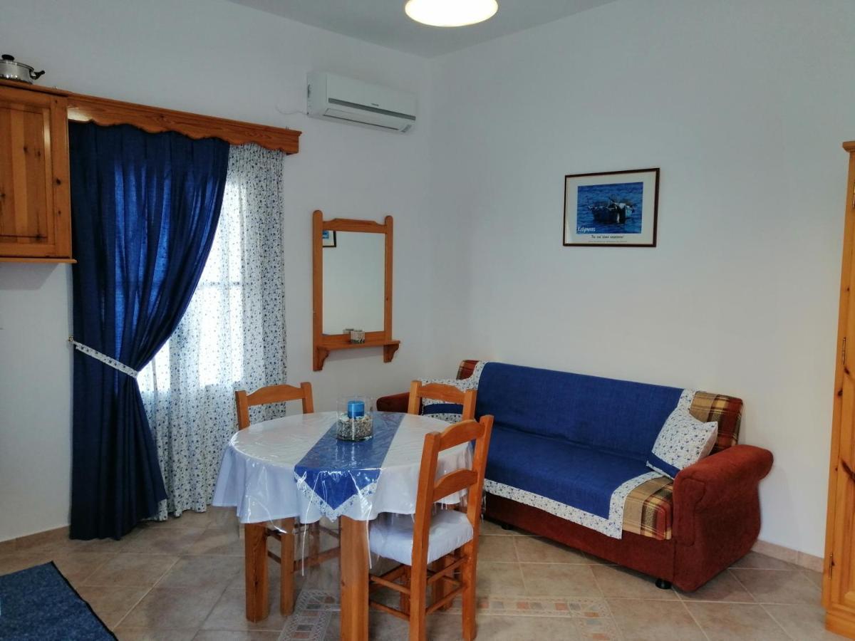 Petroula Apartments II Εμπορειός Εξωτερικό φωτογραφία