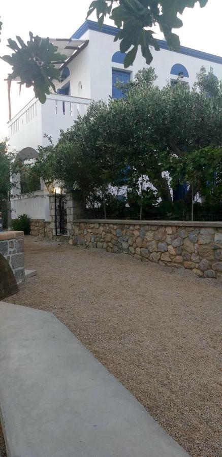 Petroula Apartments II Εμπορειός Εξωτερικό φωτογραφία